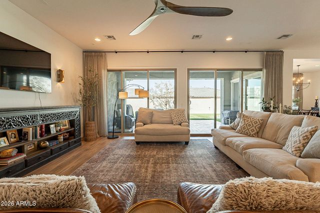 9960 E STROBE Avenue, Mesa, AZ 85212