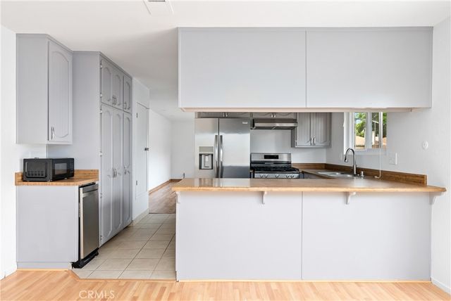 18 Flag Way, Paso Robles, CA 93446