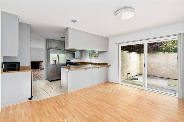 18 Flag Way, Paso Robles, CA 93446