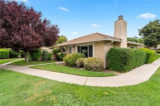 18 Flag Way, Paso Robles, CA 93446