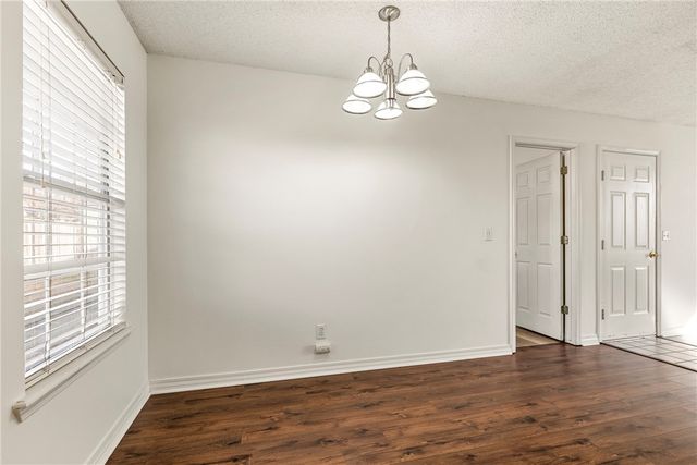 3374 Cornell Drive, Fayetteville, AR 72704