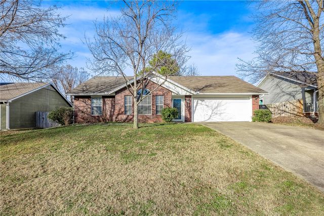 3374 Cornell Drive, Fayetteville, AR 72704