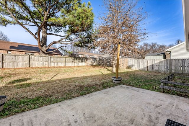 3374 Cornell Drive, Fayetteville, AR 72704