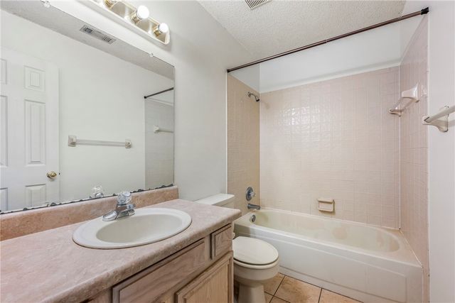 3374 Cornell Drive, Fayetteville, AR 72704