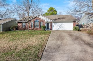 3374 Cornell Drive, Fayetteville, AR 72704