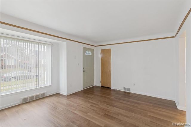 9540 Mercedes, Redford, MI 48239