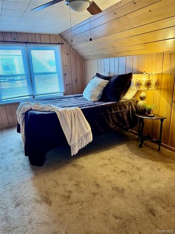 9540 Mercedes, Redford, MI 48239