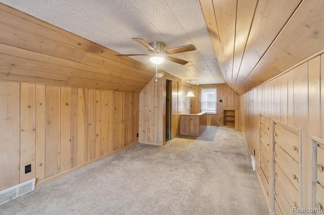 9540 Mercedes, Redford, MI 48239