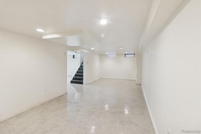 9540 Mercedes, Redford, MI 48239