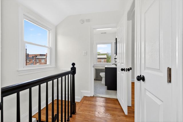 62 YORKWAY, Baltimore, MD 21222