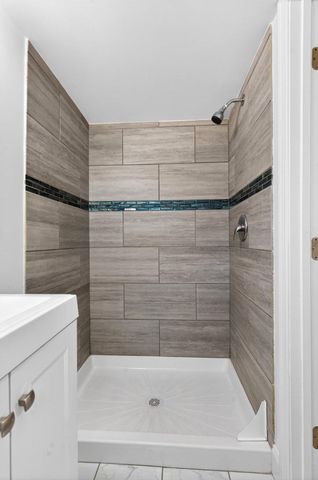 62 YORKWAY, Baltimore, MD 21222