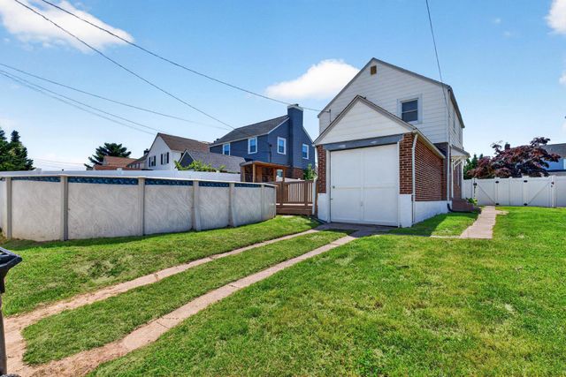 62 YORKWAY, Baltimore, MD 21222