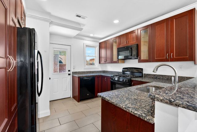 62 YORKWAY, Baltimore, MD 21222