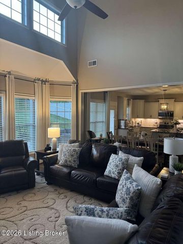 212 Chestnut Grove Ct, Louisville, KY 40023