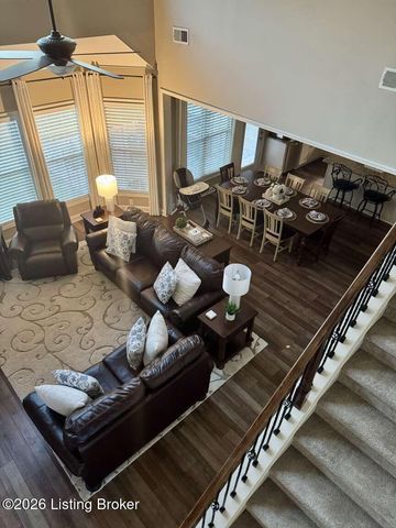 212 Chestnut Grove Ct, Louisville, KY 40023