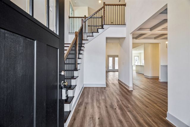 1370 Reda Dr, Clarksville, TN 37042