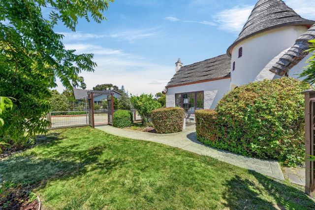 1503 King Street, Santa Cruz, CA 95060