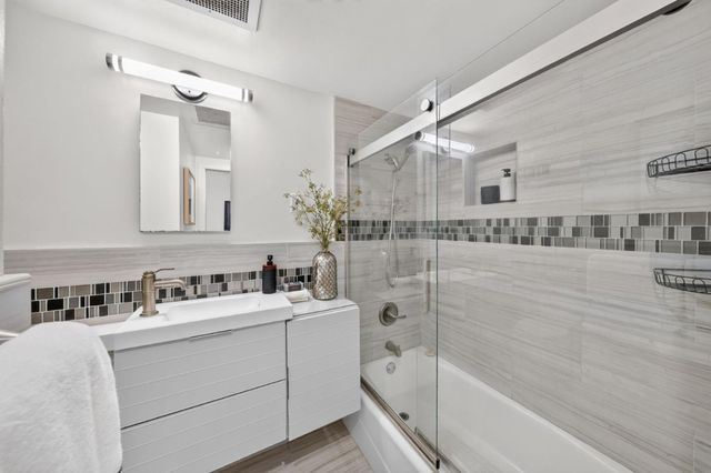 1503 King Street, Santa Cruz, CA 95060