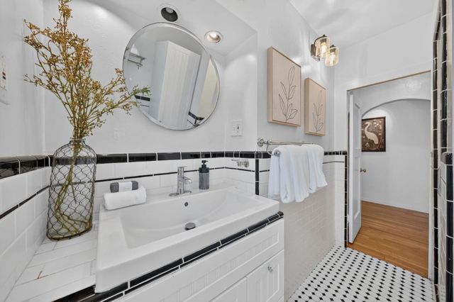 1503 King Street, Santa Cruz, CA 95060