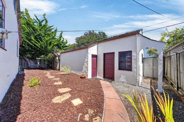 1503 King Street, Santa Cruz, CA 95060