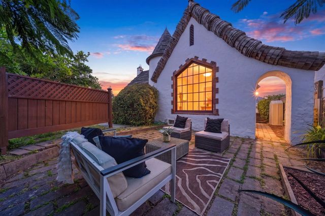 1503 King Street, Santa Cruz, CA 95060
