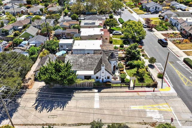 1503 King Street, Santa Cruz, CA 95060