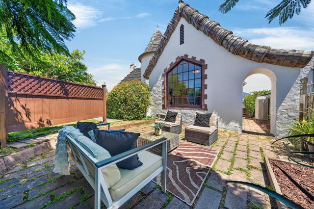 1503 King Street, Santa Cruz, CA 95060