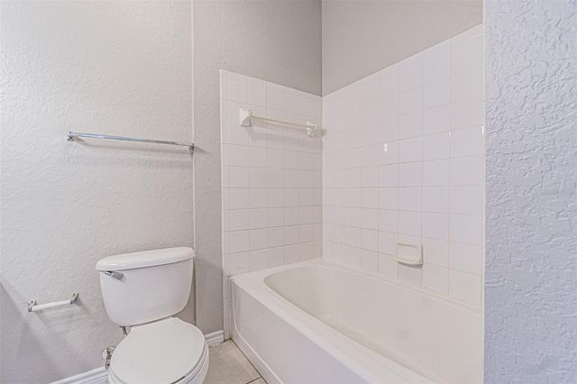 4316 BAYSIDE VILLAGE DRIVE 302, Tampa, FL 33615