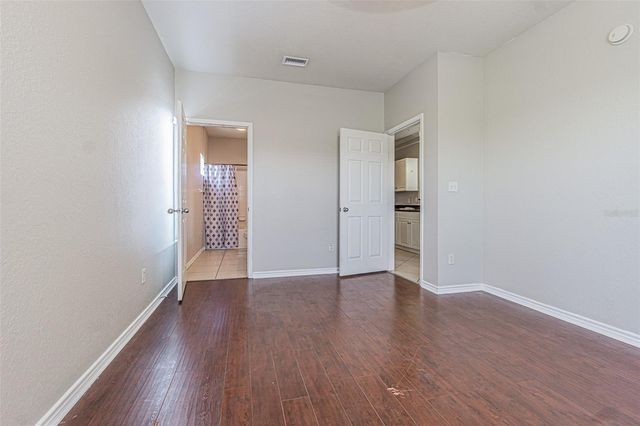 4316 BAYSIDE VILLAGE DRIVE 302, Tampa, FL 33615