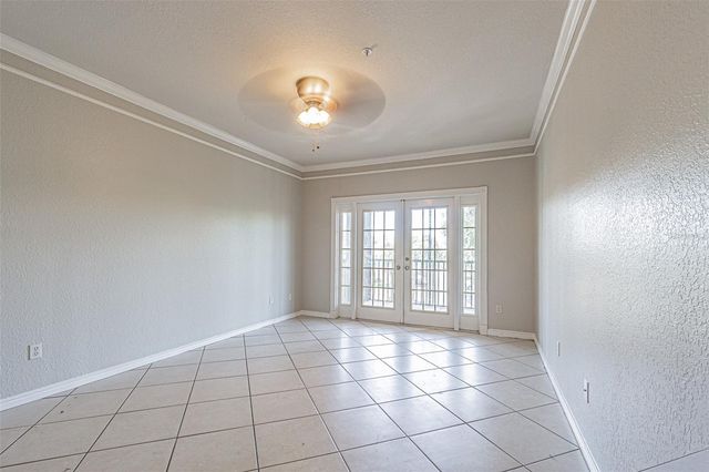 4316 BAYSIDE VILLAGE DRIVE 302, Tampa, FL 33615