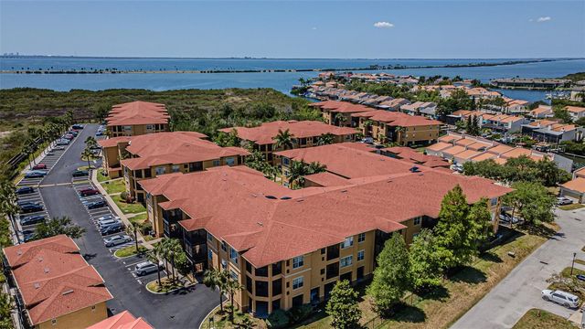 4316 BAYSIDE VILLAGE DRIVE 302, Tampa, FL 33615