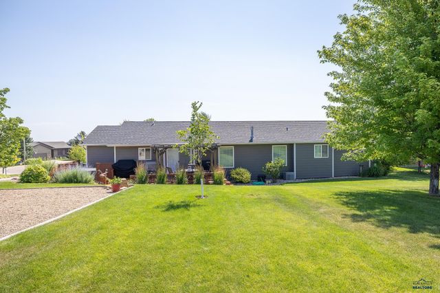 5201 CALE CT, Rapid City, SD 57701