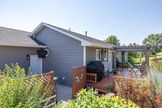 5201 CALE CT, Rapid City, SD 57701