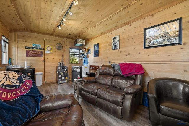 5201 CALE CT, Rapid City, SD 57701