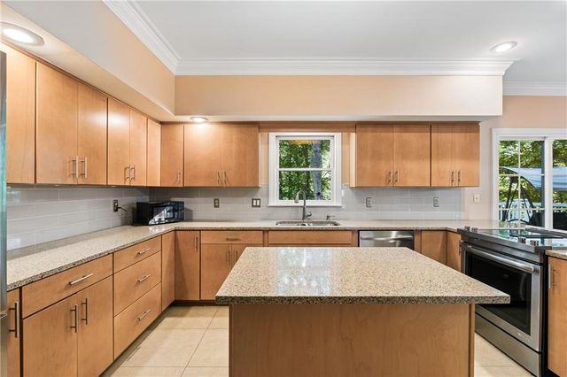 210 Wessex Court, Sandy Springs, GA 30328