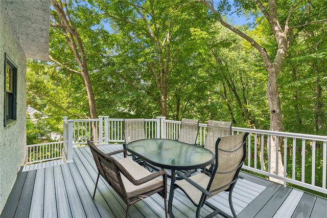 210 Wessex Court, Sandy Springs, GA 30328