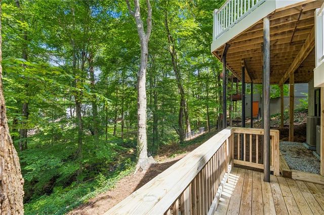 210 Wessex Court, Sandy Springs, GA 30328