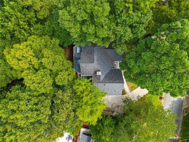 210 Wessex Court, Sandy Springs, GA 30328