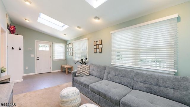 2263 Hill Rd, Scotch Plains Twp., NJ 07076