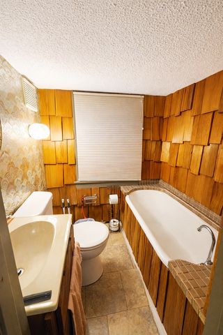 2047 Nokomis Avenue, Saint Paul, MN 55119