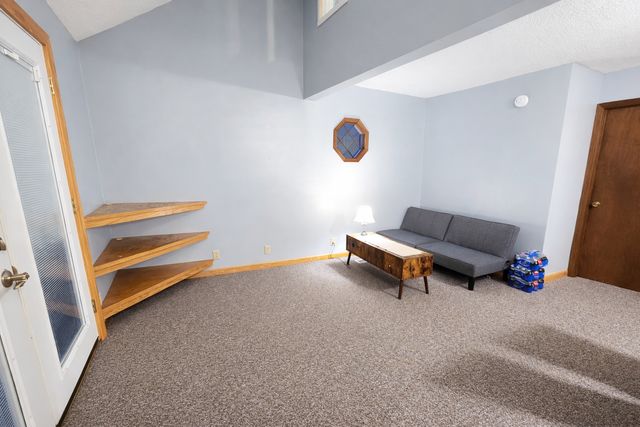 2047 Nokomis Avenue, Saint Paul, MN 55119