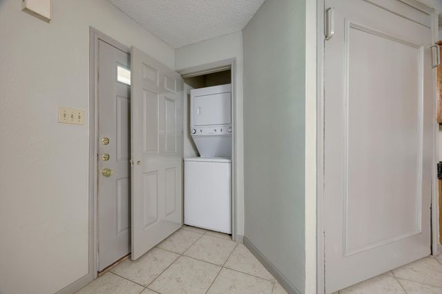 1311 Antoine Drive 146, Houston, TX 77055