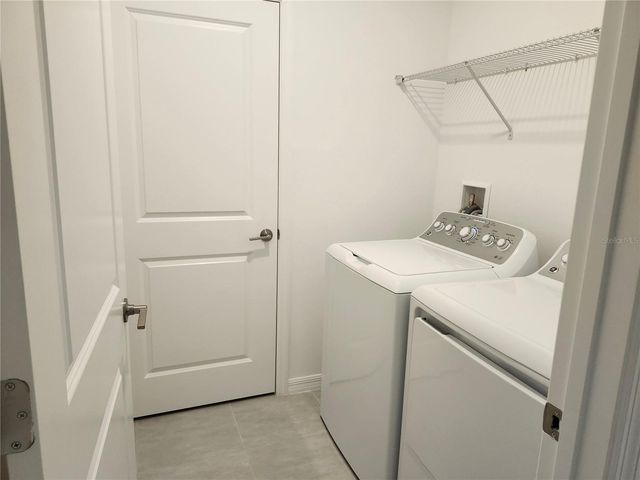 1009 CALICO POINTE CIRCLE, Groveland, FL 34736