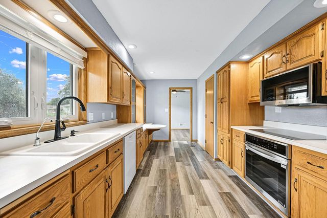 3433 Stratford AVENUE, Racine, WI 53402