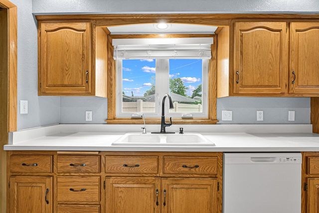3433 Stratford AVENUE, Racine, WI 53402