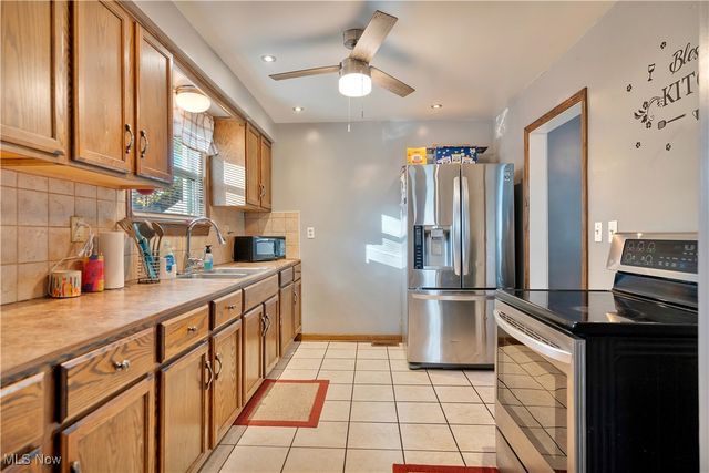 1361 Crescent Road SW, Canton, OH 44710