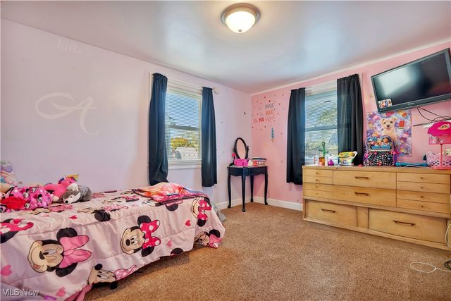 1361 Crescent Road SW, Canton, OH 44710