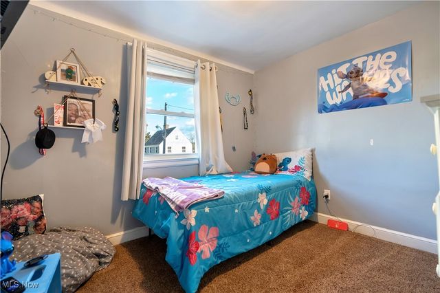 1361 Crescent Road SW, Canton, OH 44710