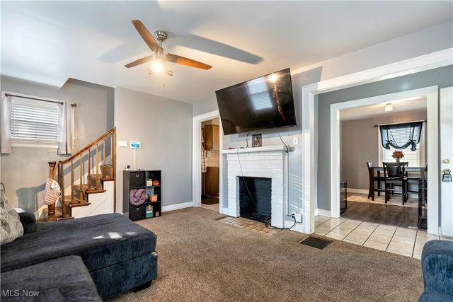 1361 Crescent Road SW, Canton, OH 44710