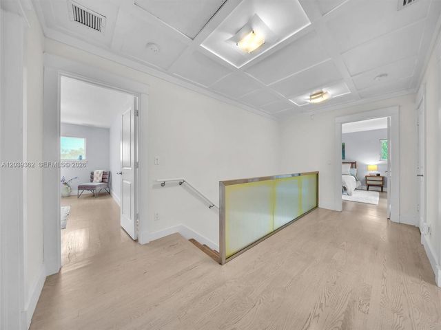 736 NE 17th Way, Fort Lauderdale, FL 33304